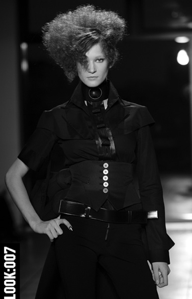 INVISIBLE CITY LOOK 07