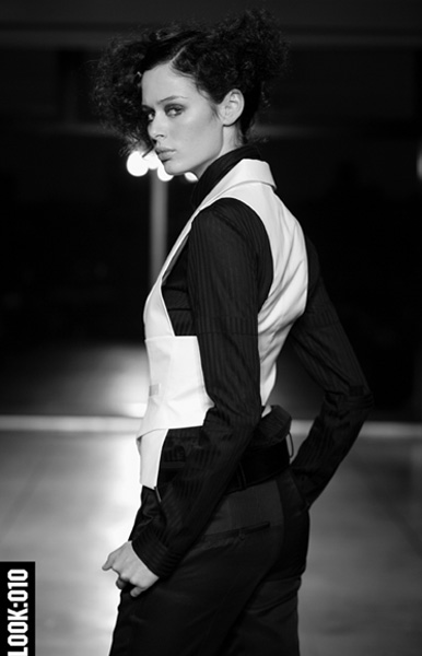 INVISIBLE CITY LOOK 10