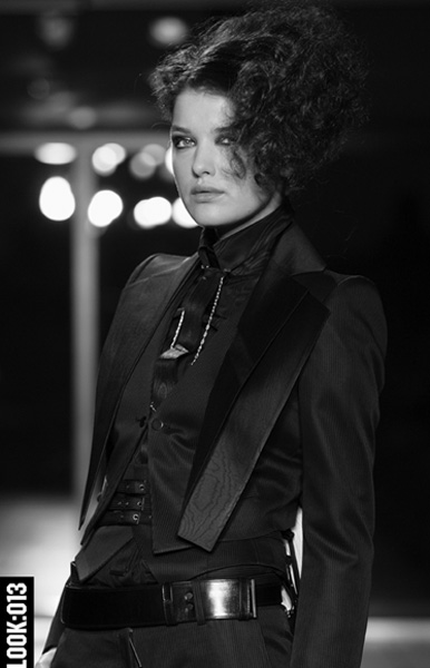 INVISIBLE CITY LOOK 13