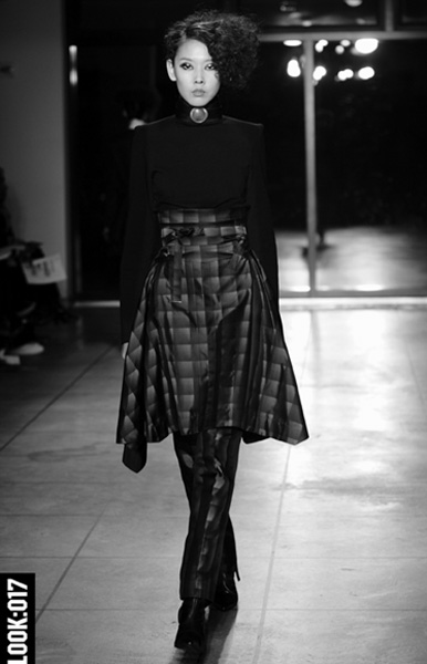 INVISIBLE CITY LOOK 17