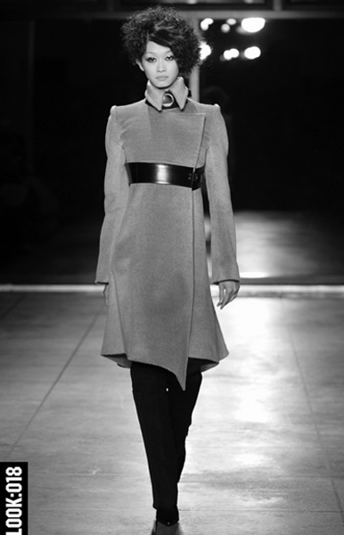 INVISIBLE CITY LOOK 18